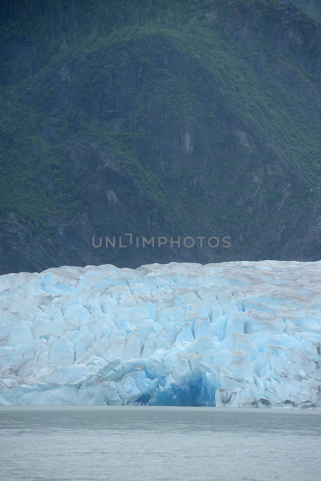 Mendenhall Glacier by porbital