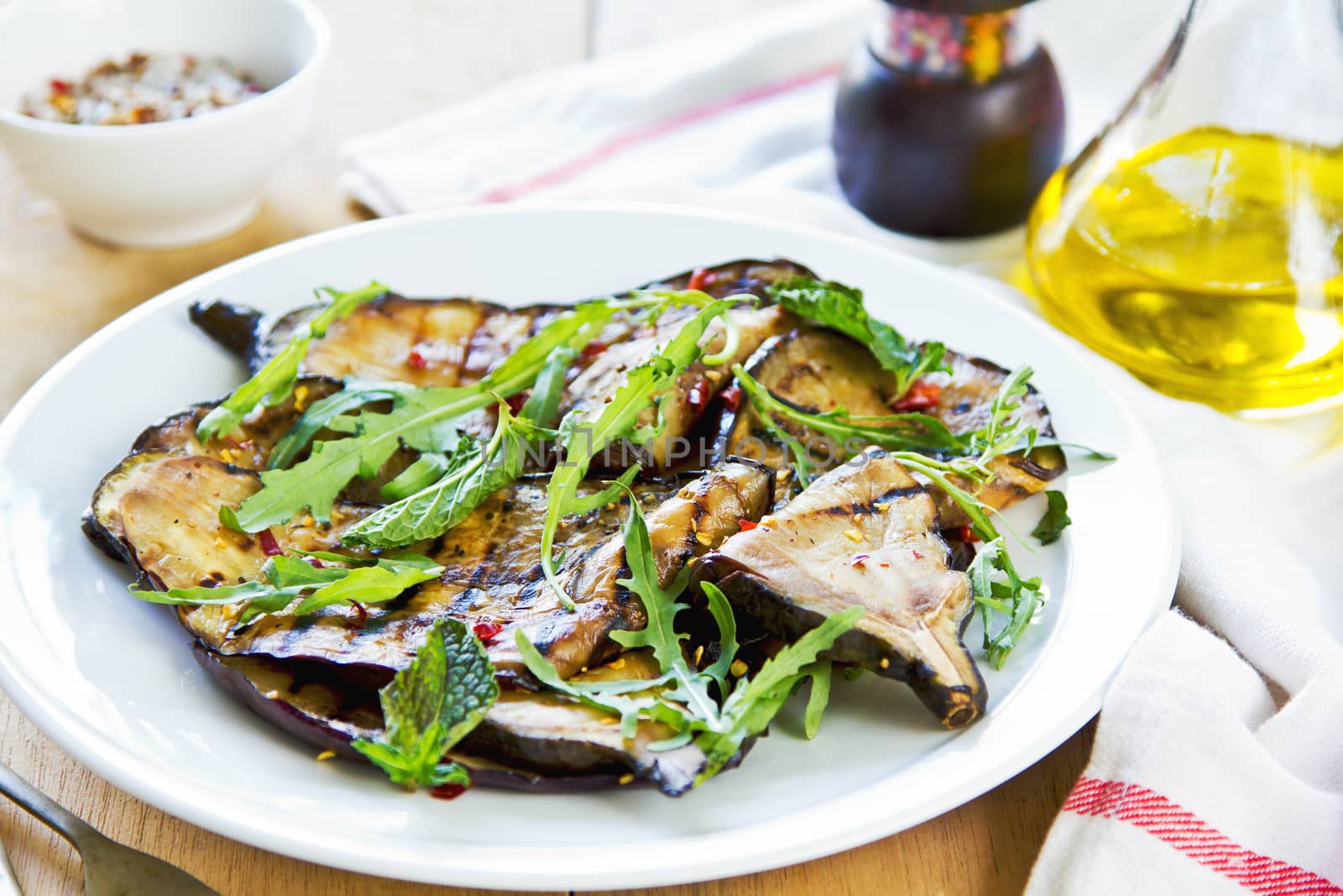 Grilled Aubergine salad with Rocket by vanillaechoes