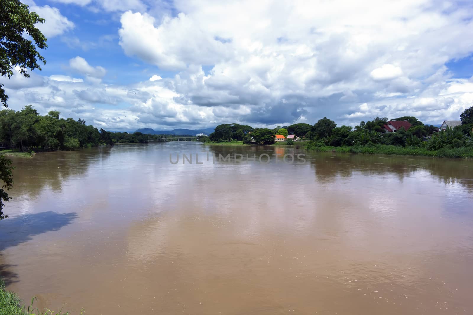 Mekok River near Chiang Rai. by GNNick