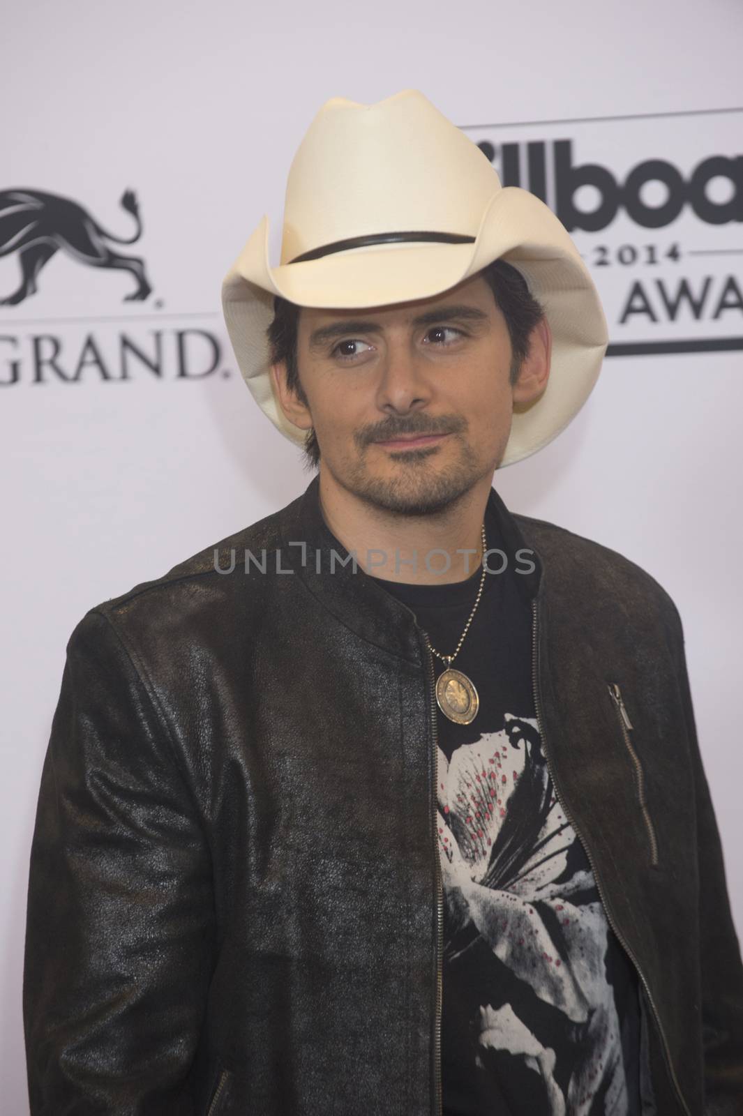 LAS VEGAS - MAY 18 : Recording artist Brad Paisley attends the 2014 Billboard Music Awards press room at the MGM Grand Garden Arena on May 18 , 2014 in Las Vegas.