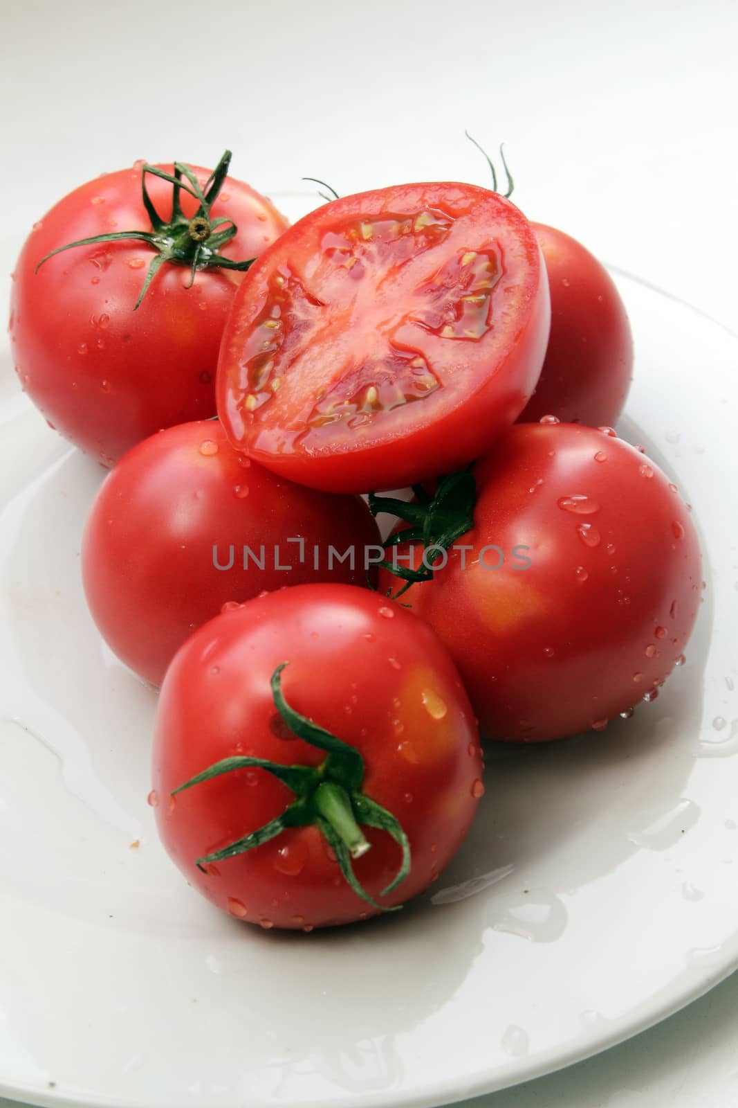 Tomato by Maris