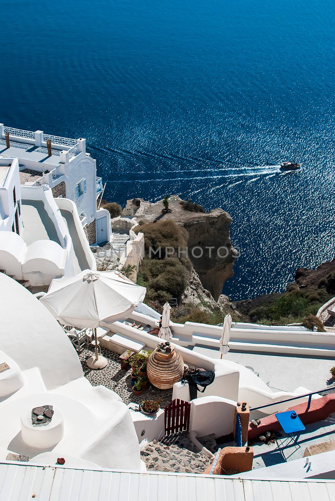 Oia Santorini by Dessie_bg