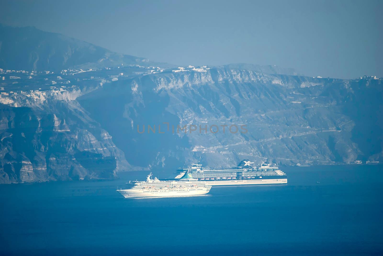 Oia Santorini by Dessie_bg