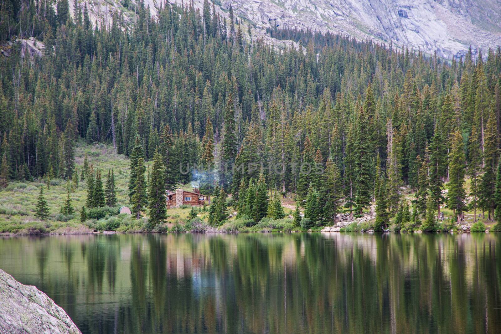 Can you imagine coming to a place like this to unwind and commune with nature? It would be wonderful. Even though it was the end of July, the morning air was brisk enough to justify the fire.