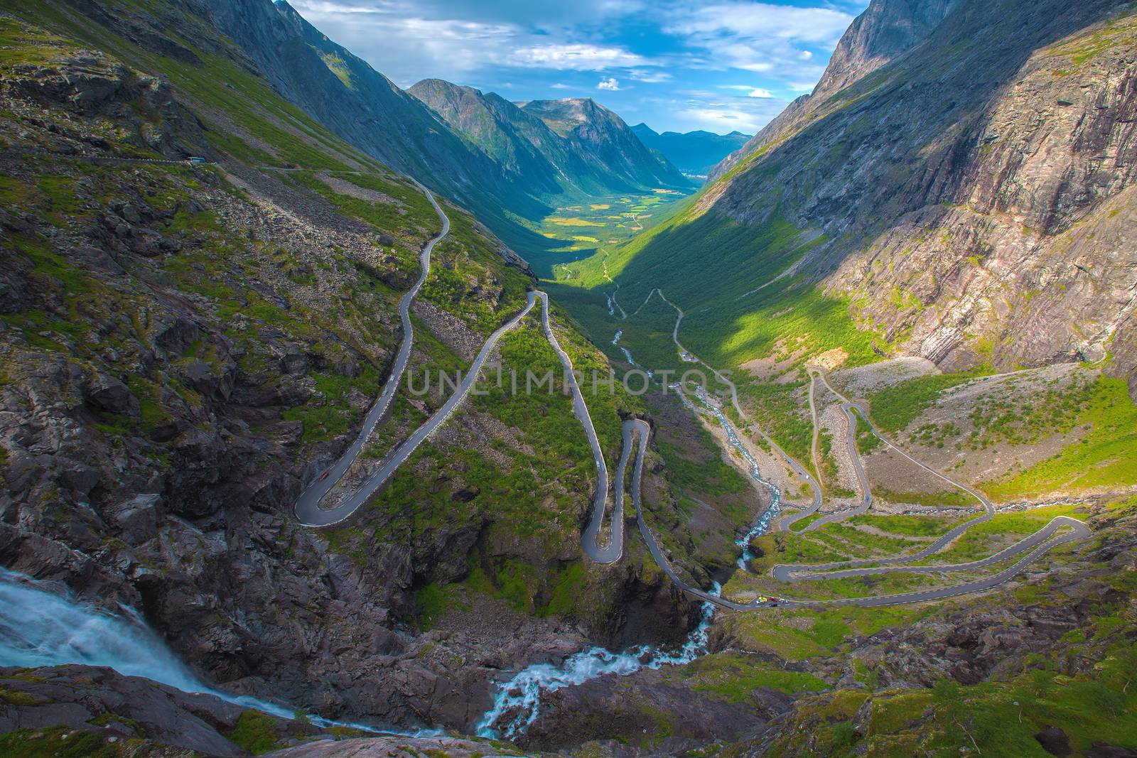 Trollstigen in Norway by kjorgen