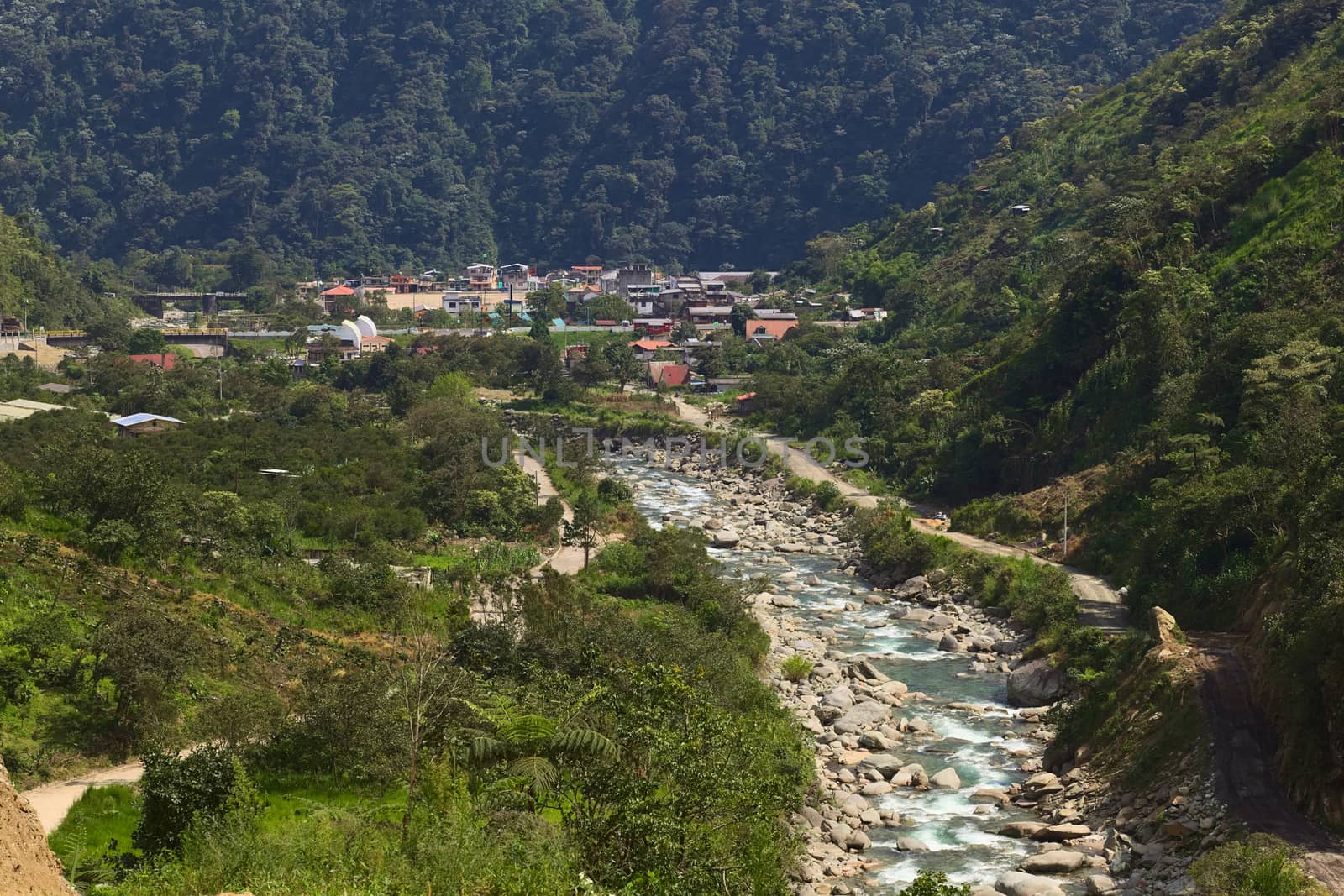 Rio Verde, Ecuador by ildi