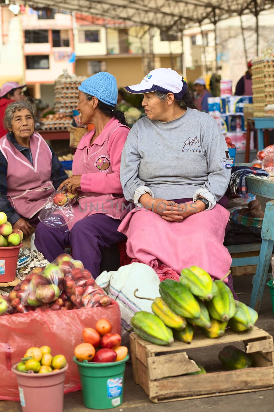 Market in Banos, Ecuador by ildi