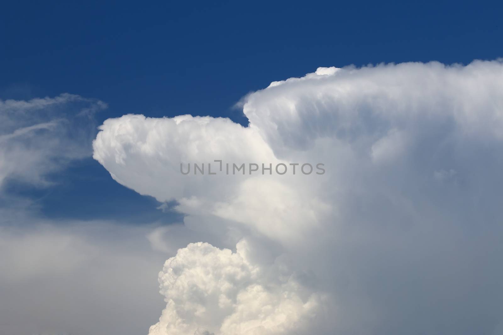 Image of the rising storm clouds