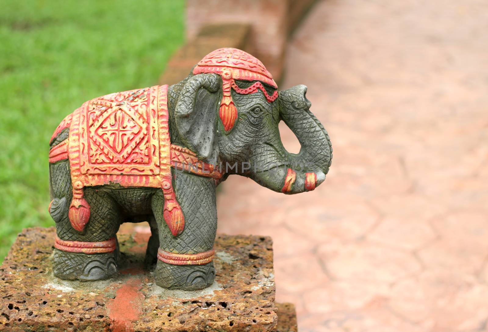 Elephant statues in the garden Taksin in Thailand.