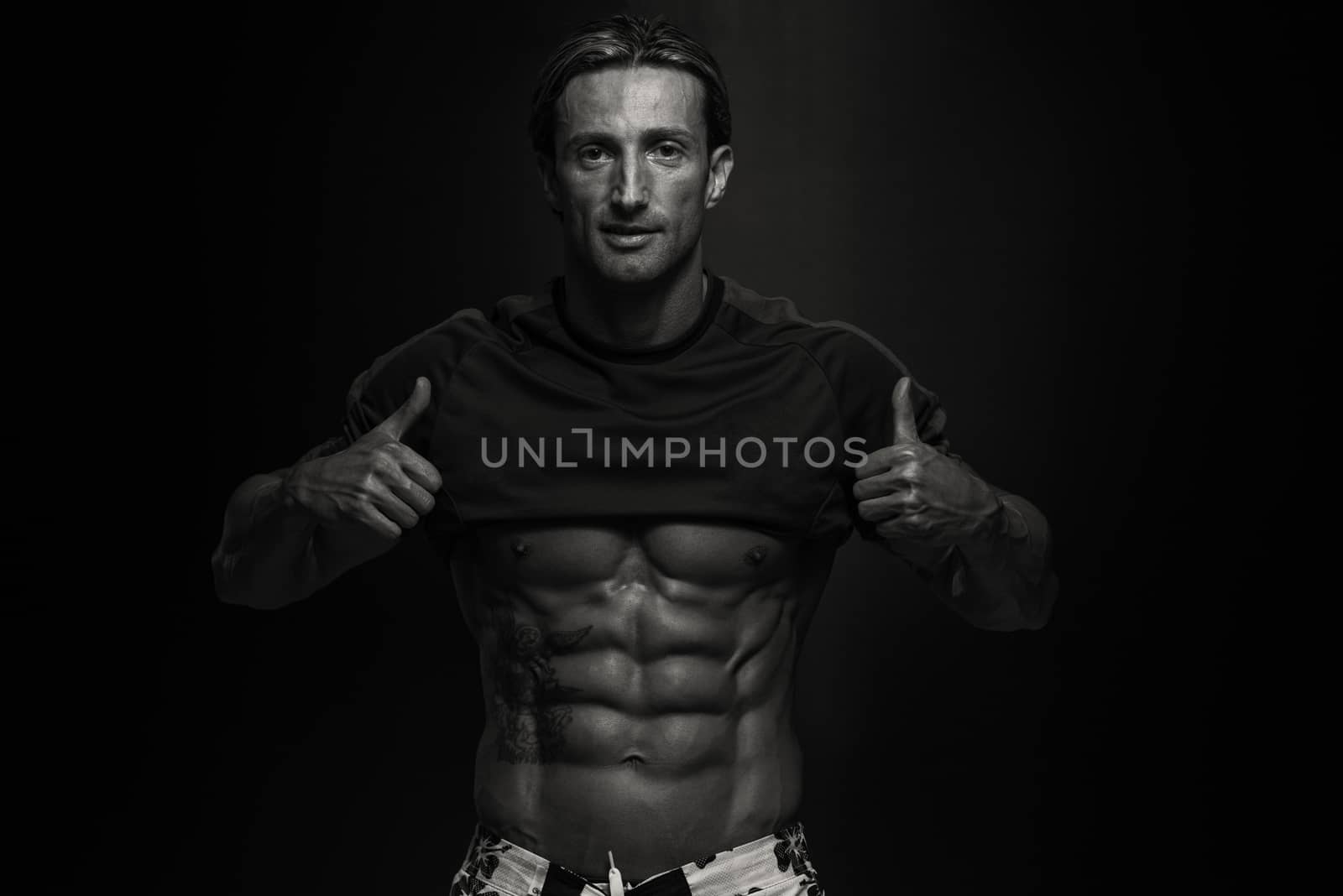 Perfect Abs by JalePhoto