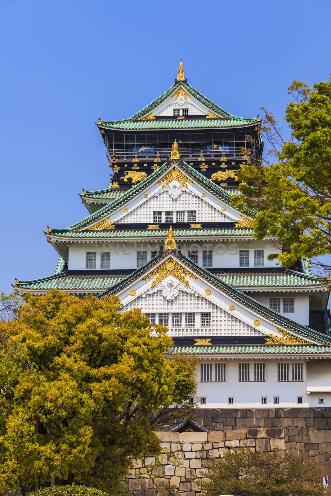 Osaka Castle in Osaka, Japan. by kawing921