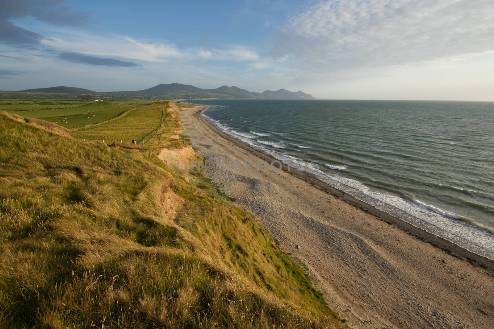 Dinas Dinlle by richsouthwales