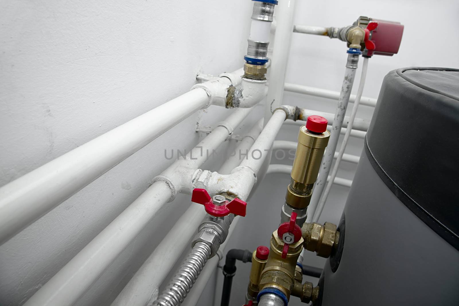 Pipes of a heating system