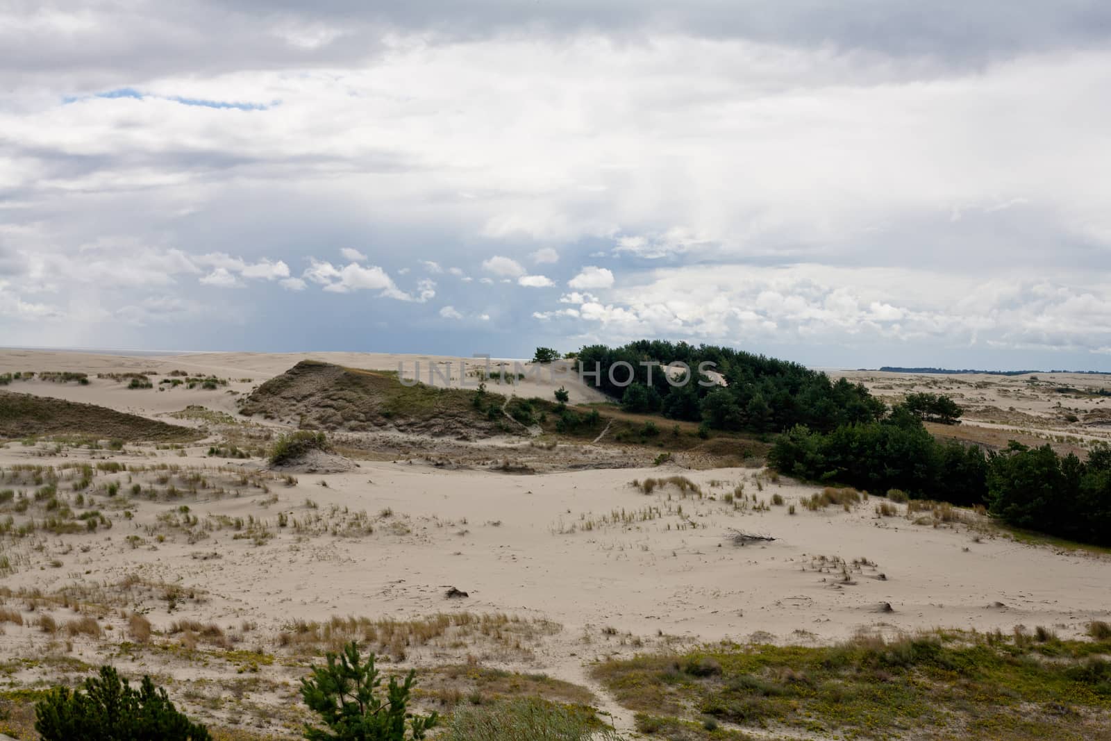 Sand dunes by foaloce