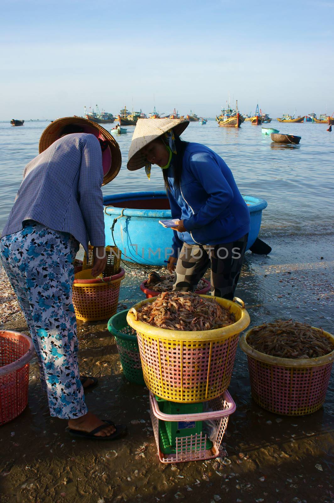 Seafood market on beach by xuanhuongho