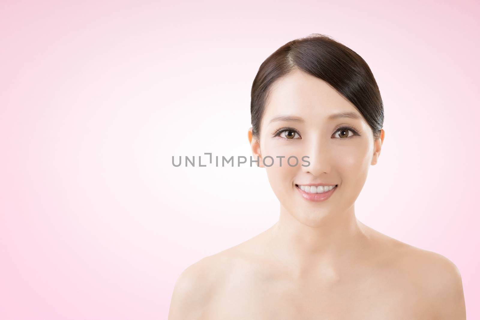 Asian beauty face closeup portrait with clean and fresh elegant lady.