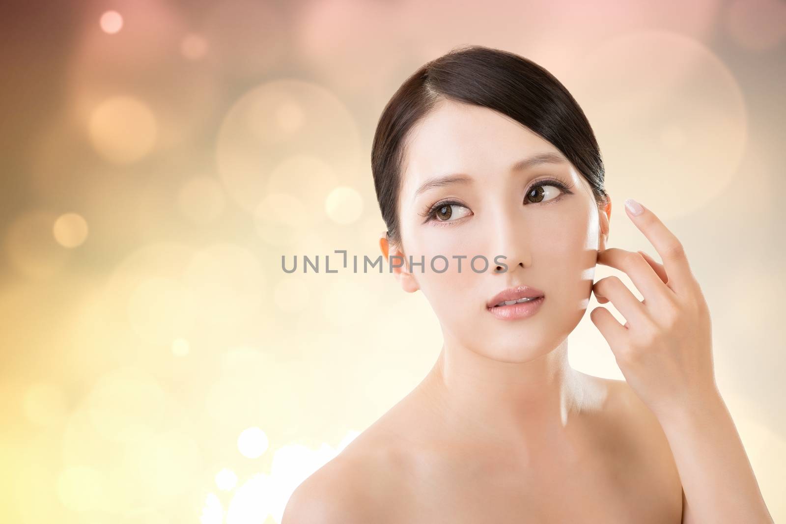 Asian beauty face closeup portrait with clean and fresh elegant lady.