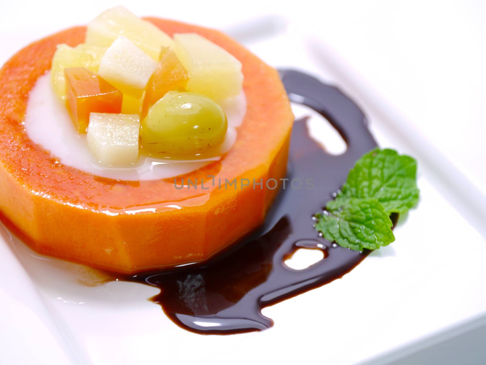 Agar dessert in papaya with chocolate