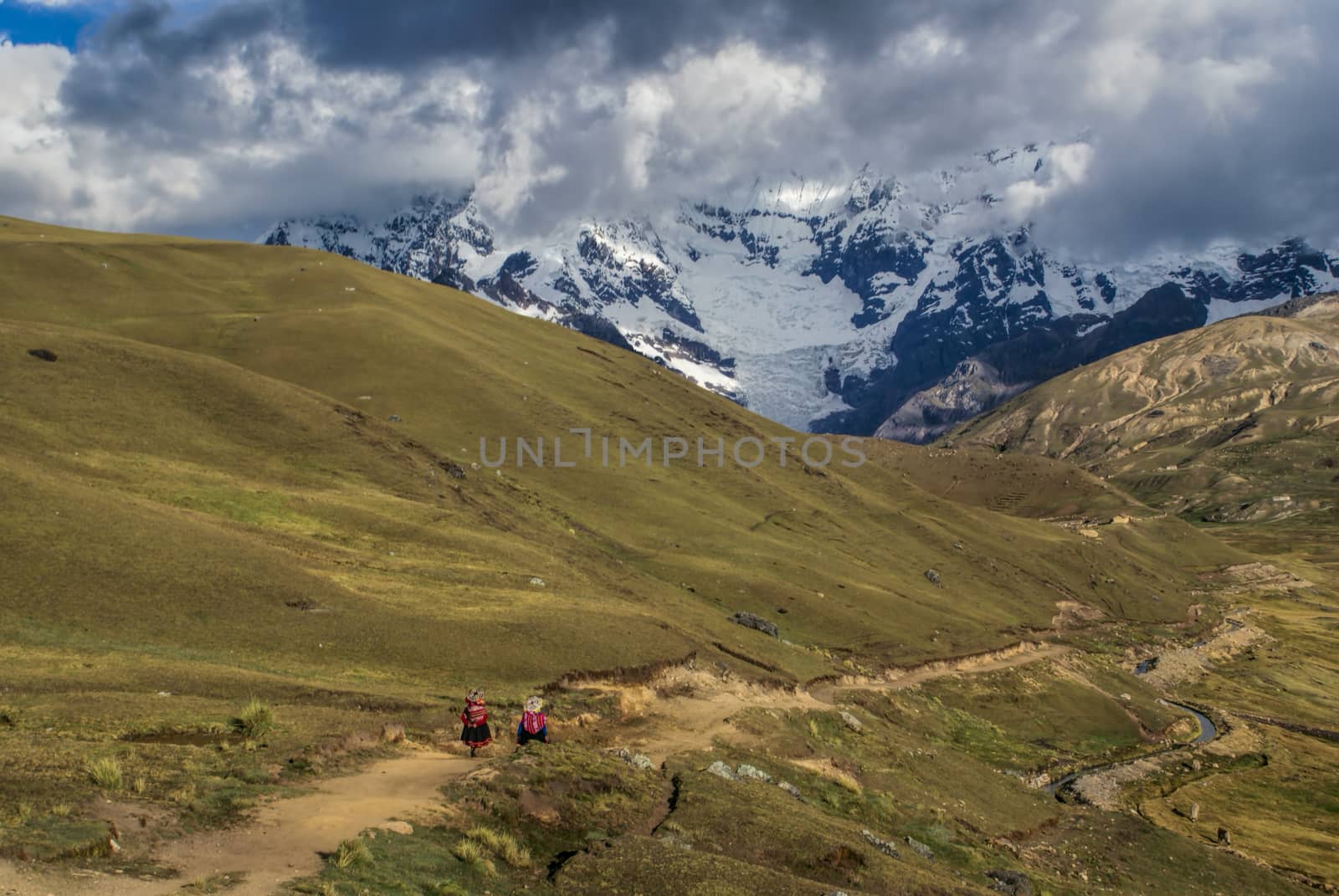 Ausangate, Peru by MichalKnitl