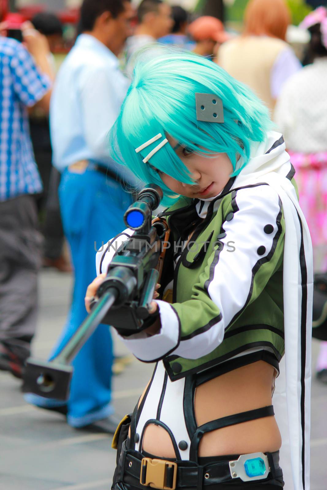 Bangkok - Aug 31: An unidentified Japanese anime cosplay Sinon pose  on August 31, 2014 at Central World, Bangkok, Thailand.