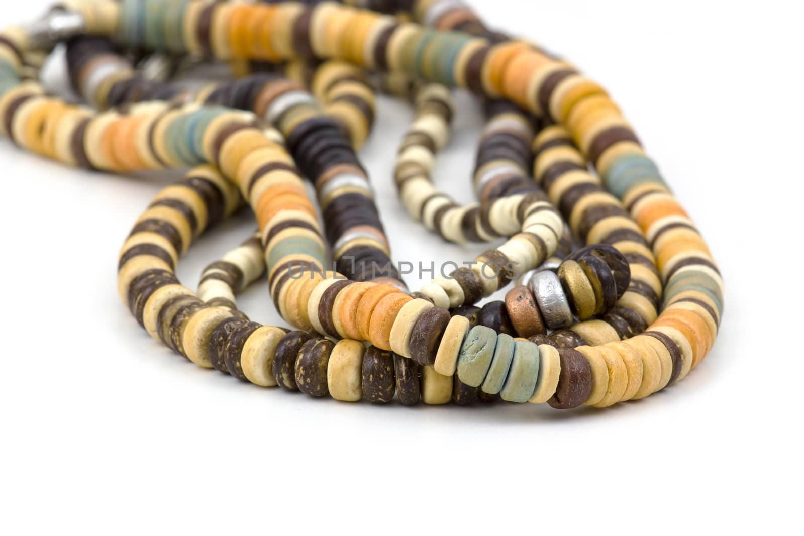 necklaces of alabaster beads by miradrozdowski