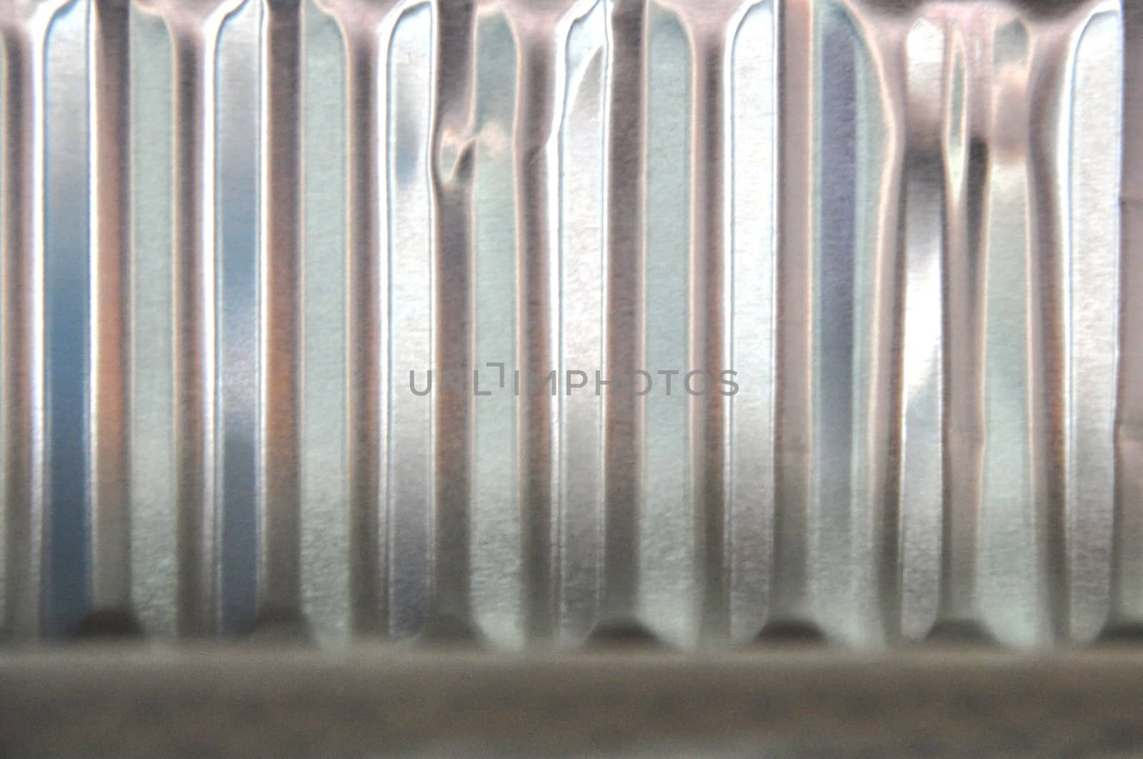 texture aluminum container