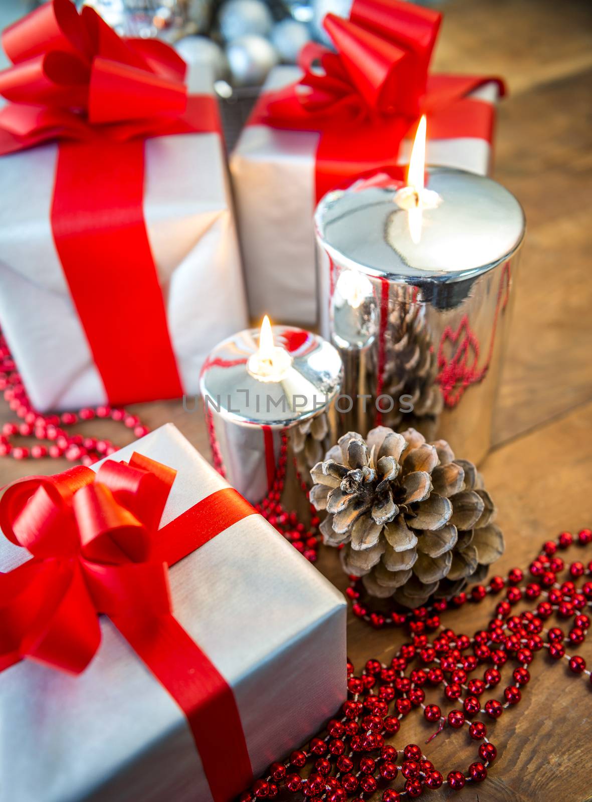gift boses and candles for christmas by ventdusud