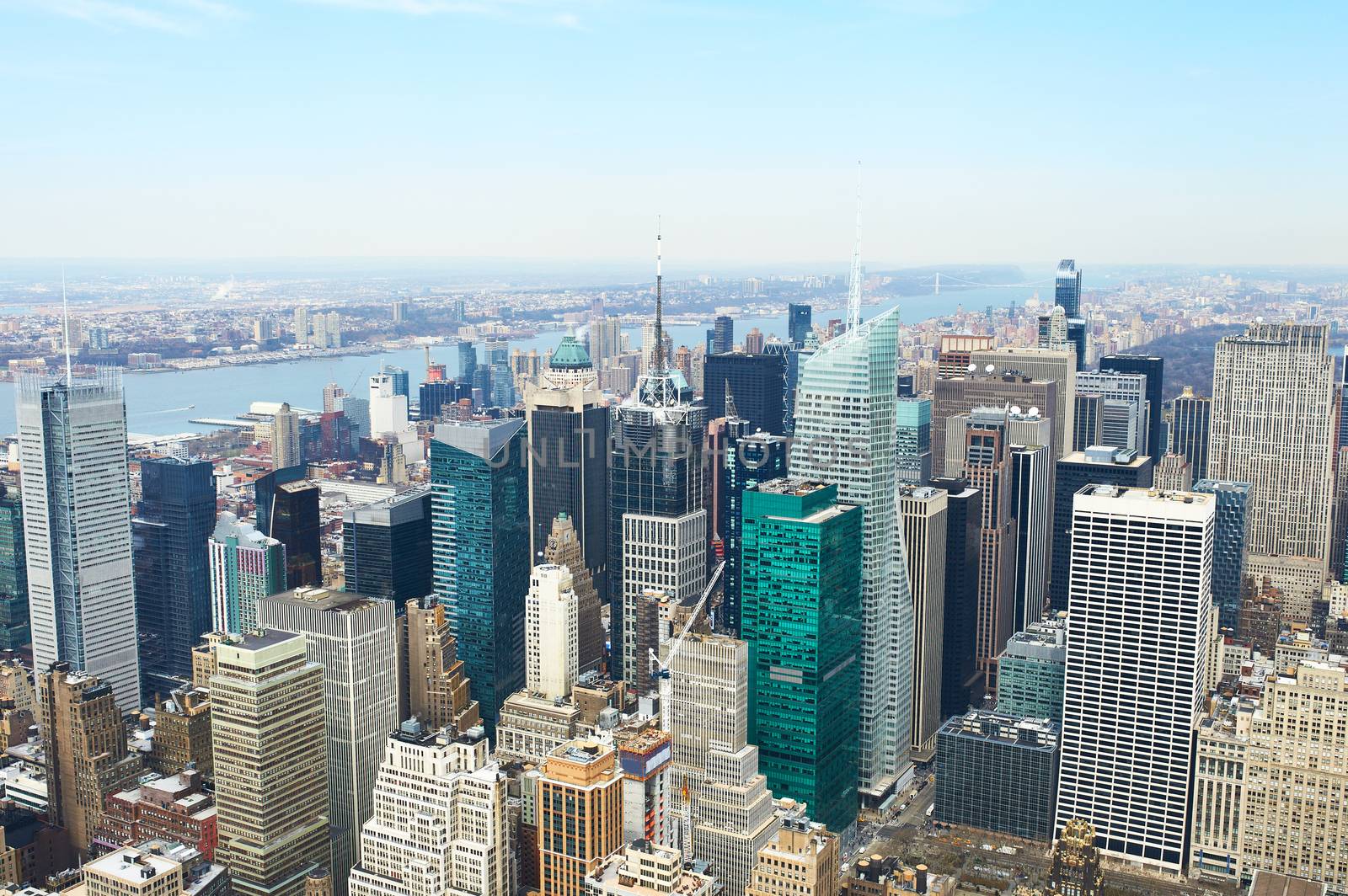 Cityscape view of Manhattan from Empire State Building by haveseen