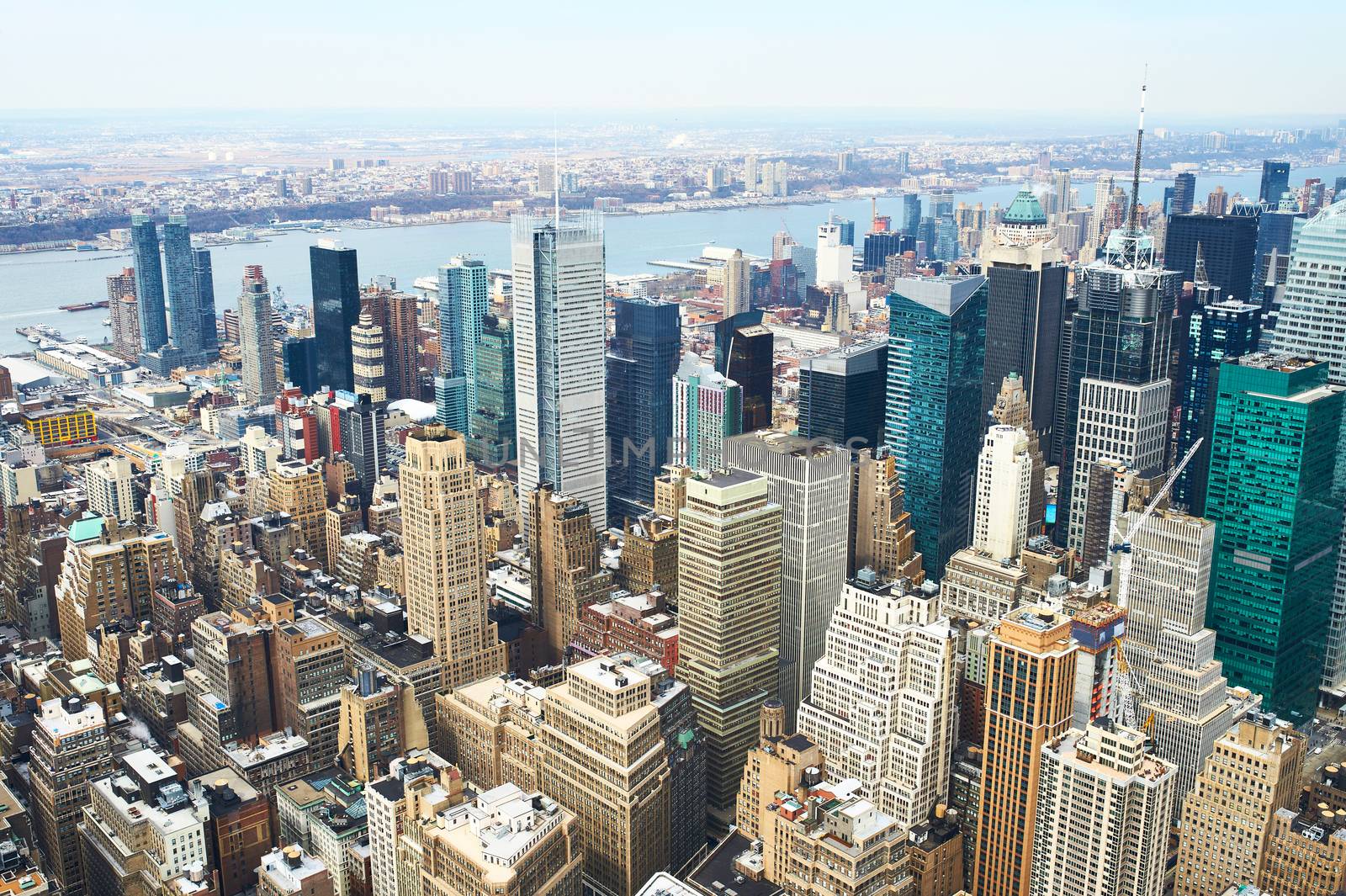 Cityscape view of Manhattan from Empire State Building by haveseen