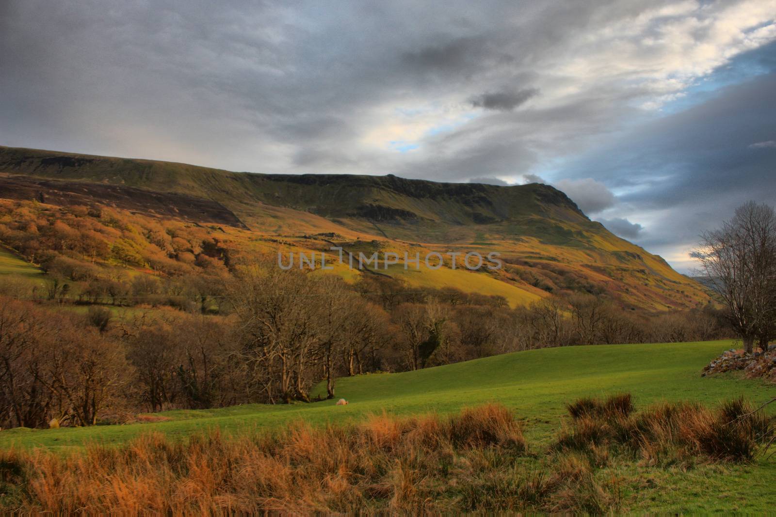 cadair idris mountain range in snowdonia