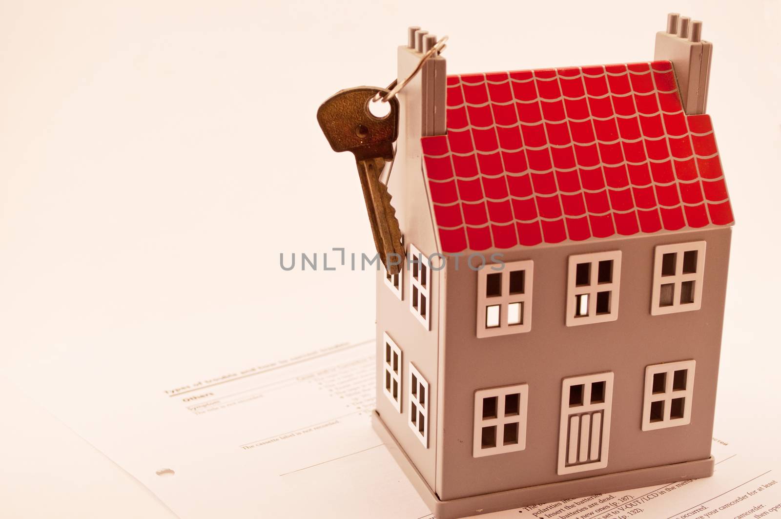 house and key by ozornina