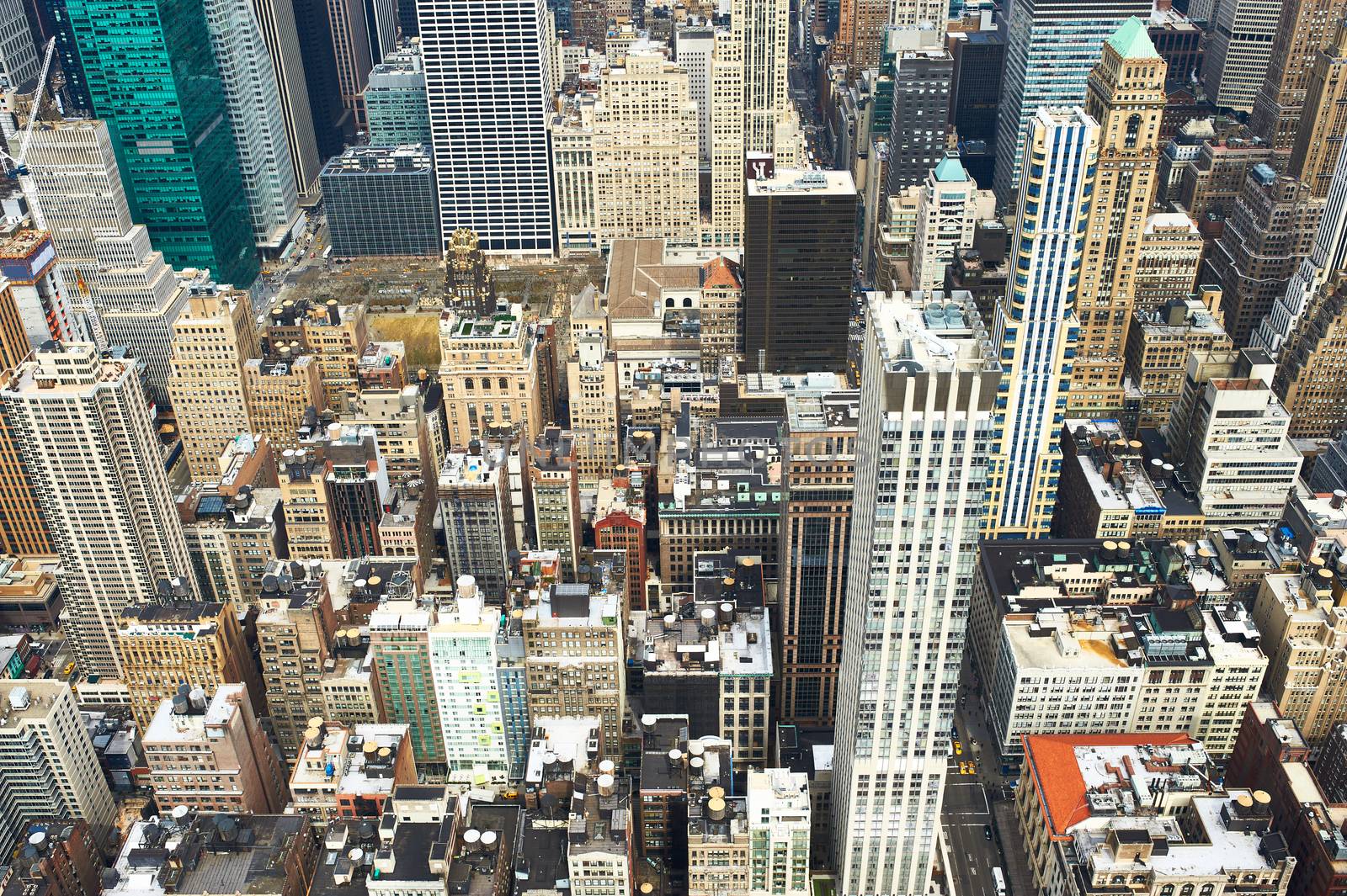 Cityscape view of Manhattan from Empire State Building, New York City, USA