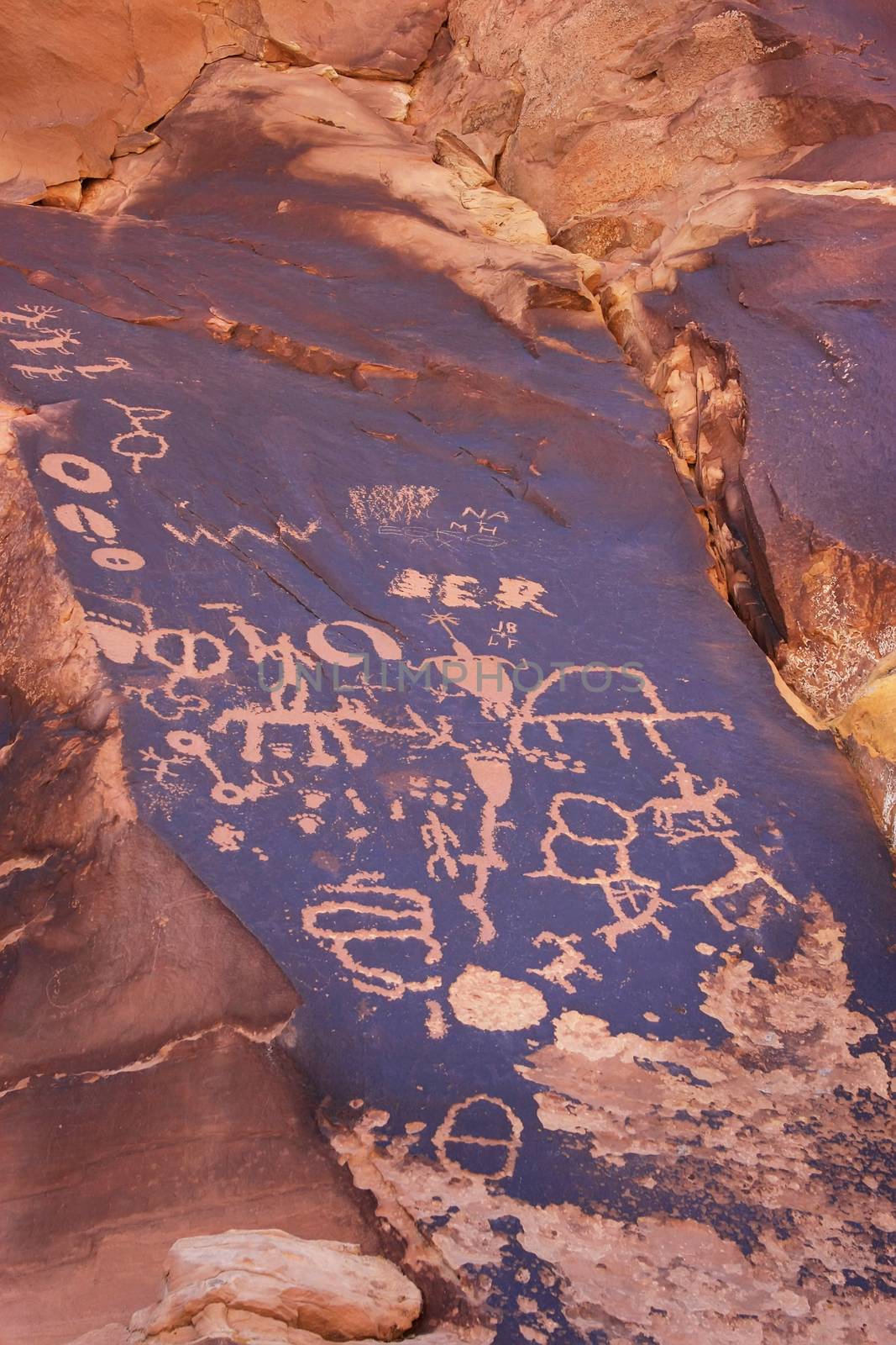 Indian petroglyphs, Newspaper Rock State Historic Monument, Utah by donya_nedomam