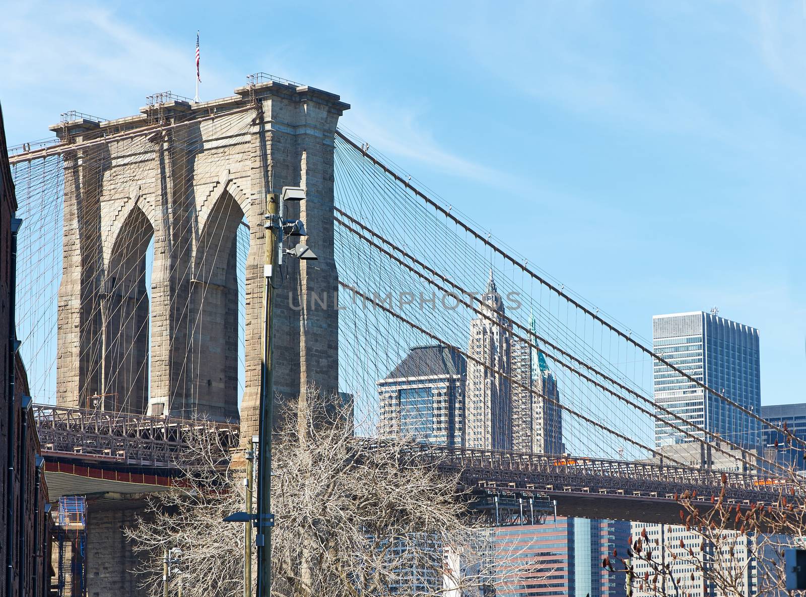 Brooklyn Bridge with lower Manhattan skyline by haveseen