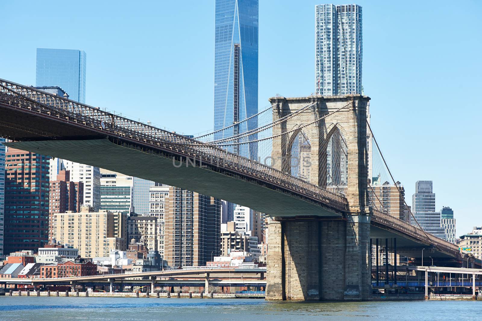 Brooklyn Bridge with lower Manhattan skyline by haveseen