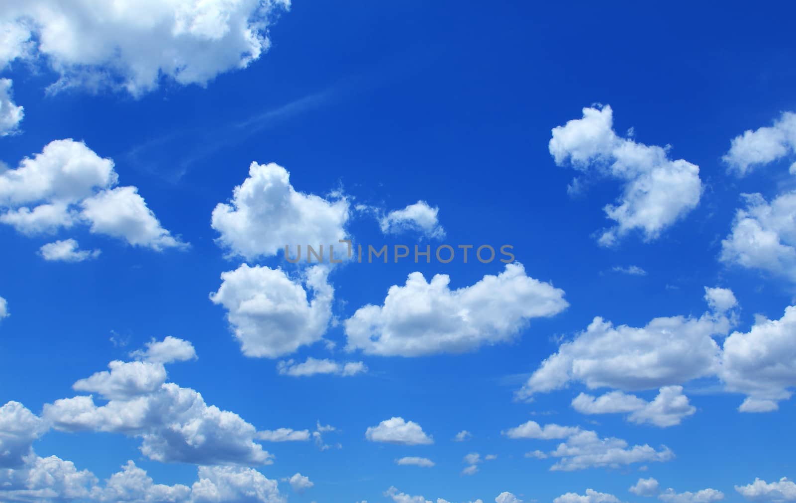 Blue sky with cloud by foto76