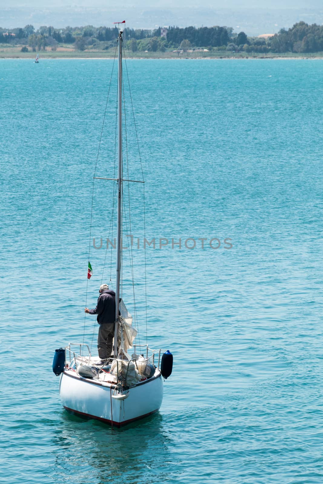 Sailing boat