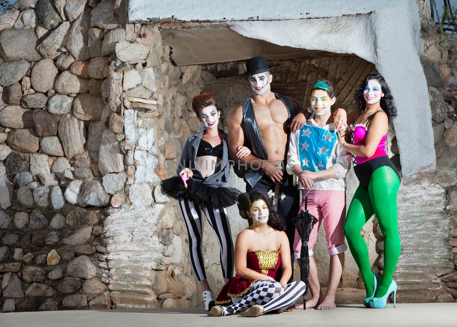 Smiling Cirque Troupe by Creatista