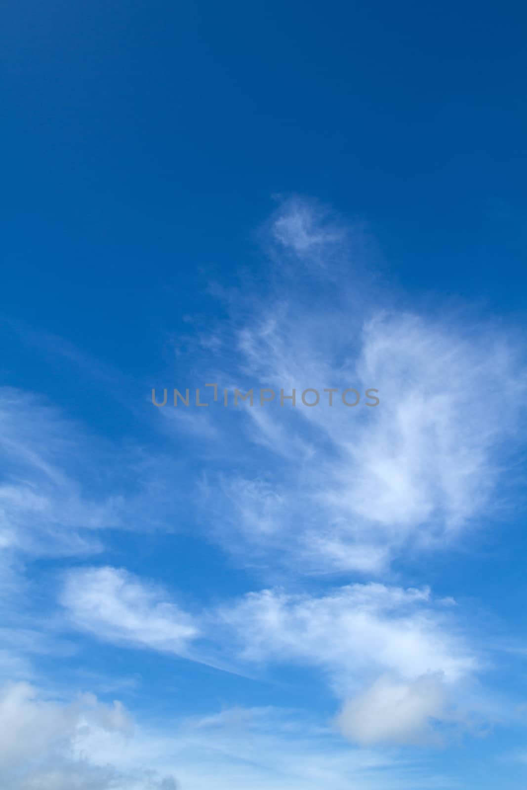 View white cloud with blue sky background