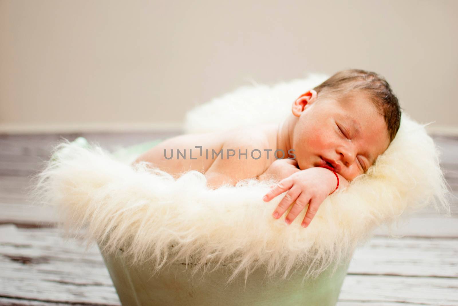 newborn baby by Dessie_bg