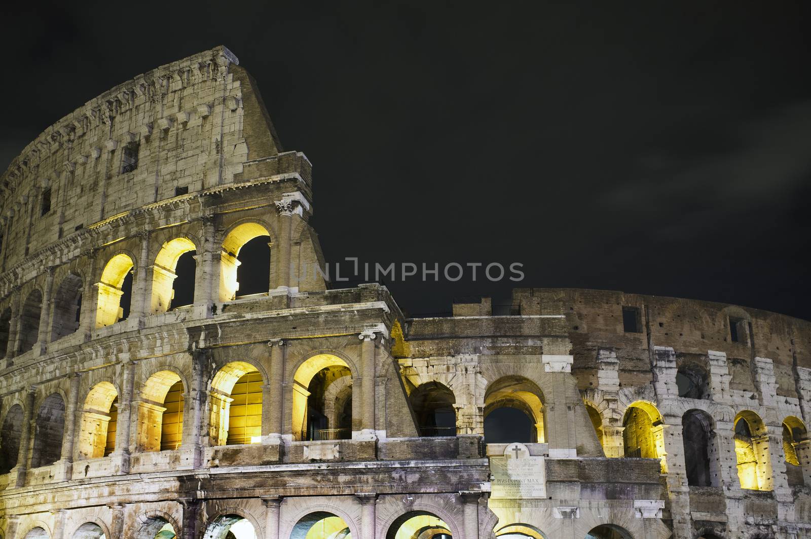 Colosseum by night by Stocksnapper