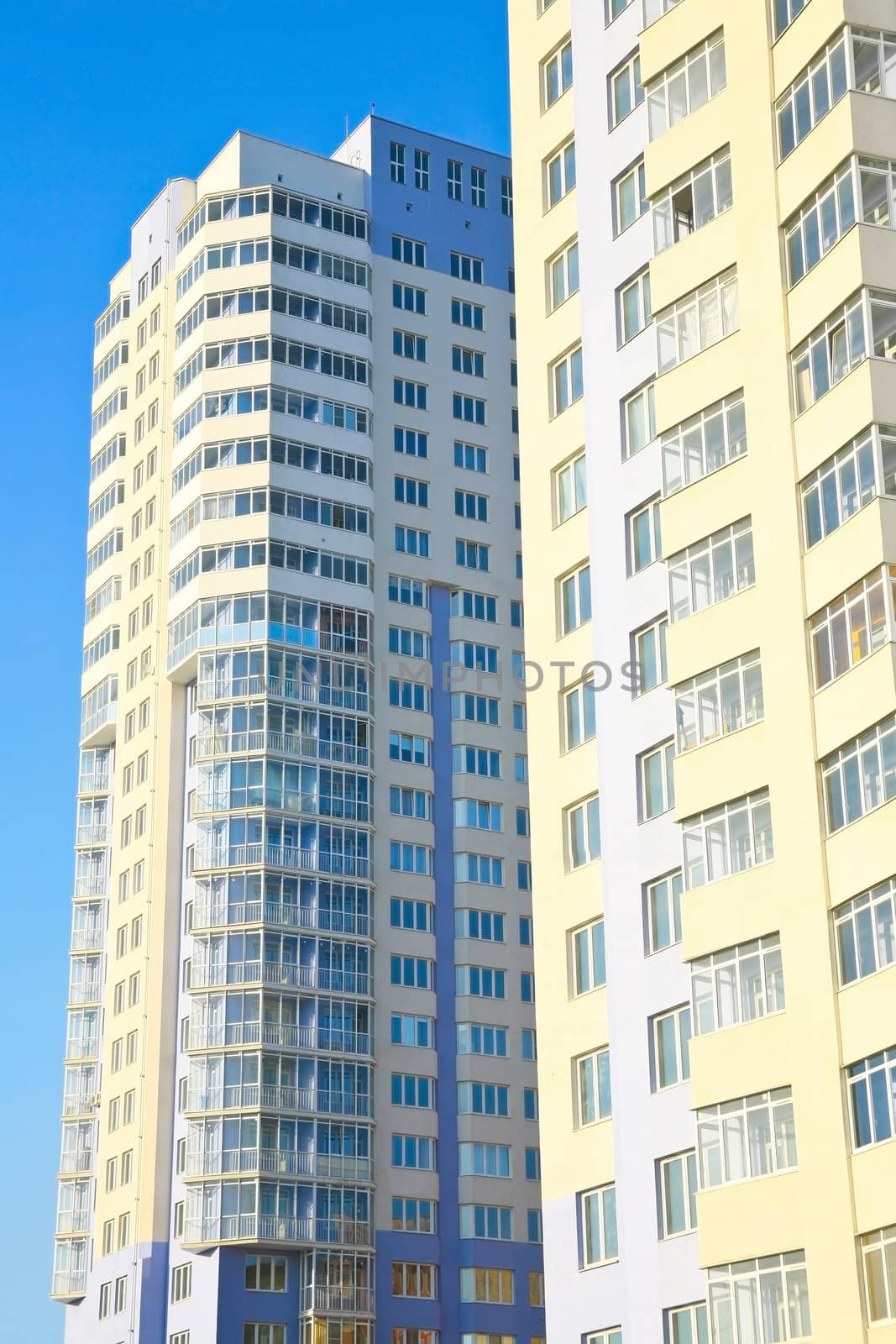 высотные здания в центре города by yurii_bizgaimer