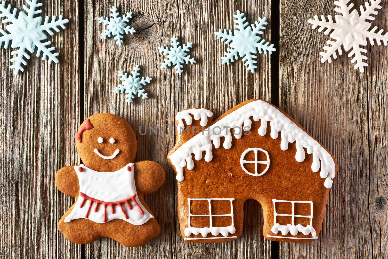 Christmas gingerbread girl and house cookies by haveseen