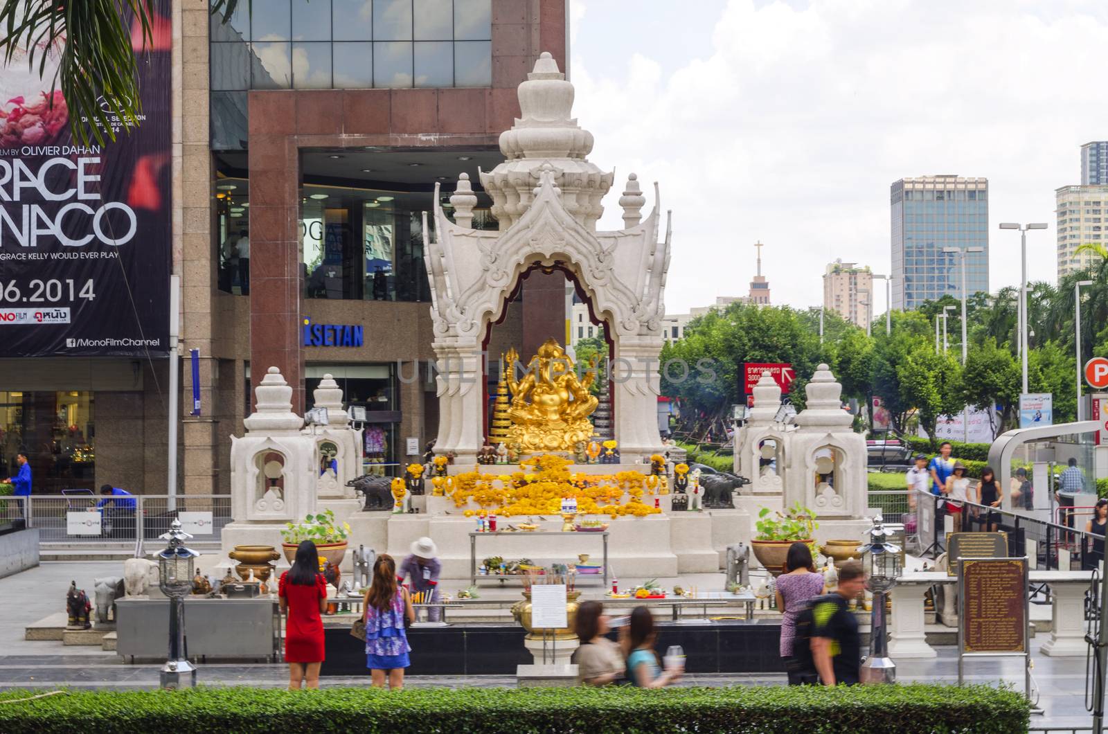 thai buddha statue at CentralWorld Square on 3 July 2014 BANGKOK - July 3: thai buddha statue in front of central world plaza in Bangkok, Thailand. july 3, 2014