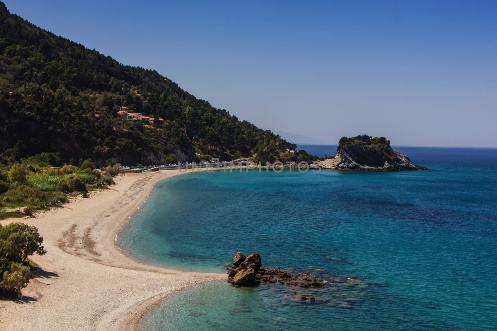 Potami beach on a summer day by huntz