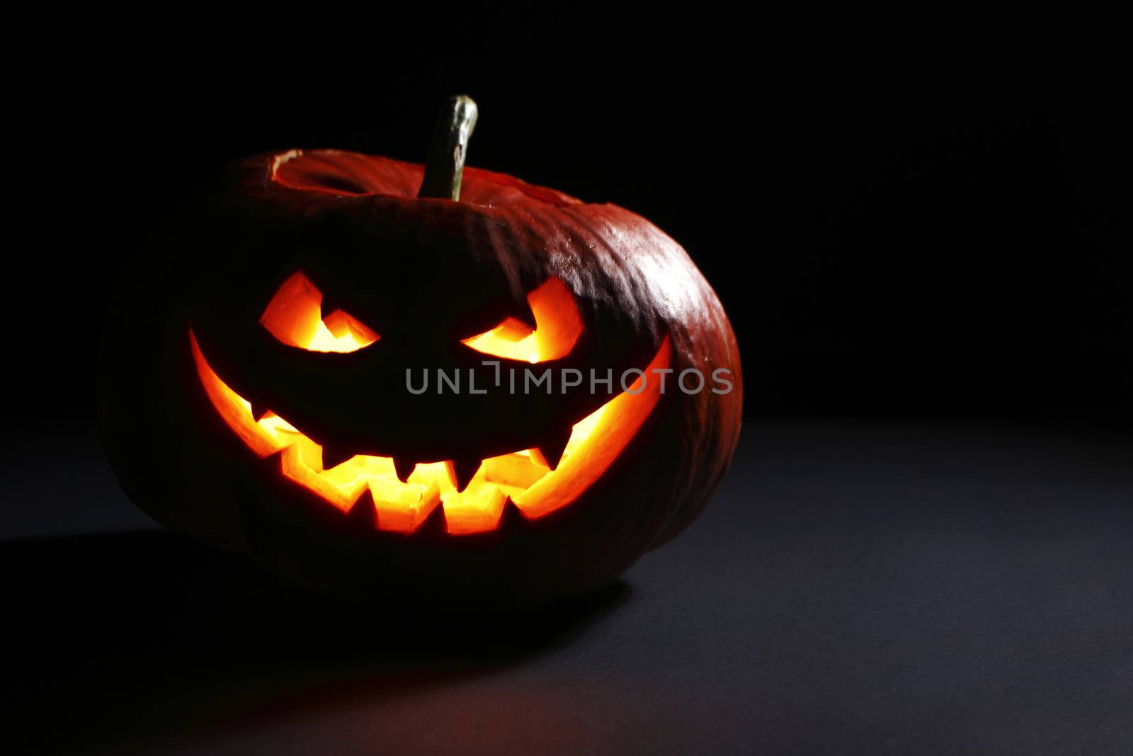 Halloween pumpkin head by Yellowj