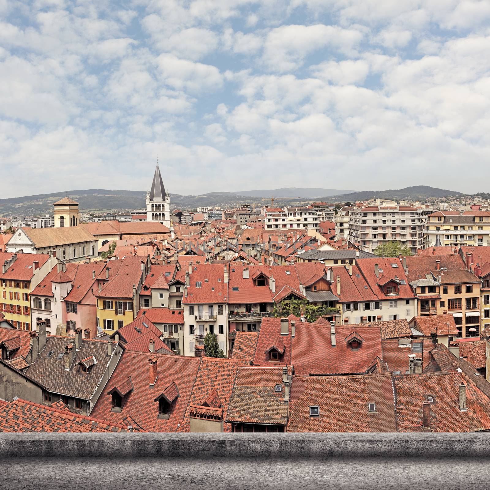 Annecy cityscape by elwynn