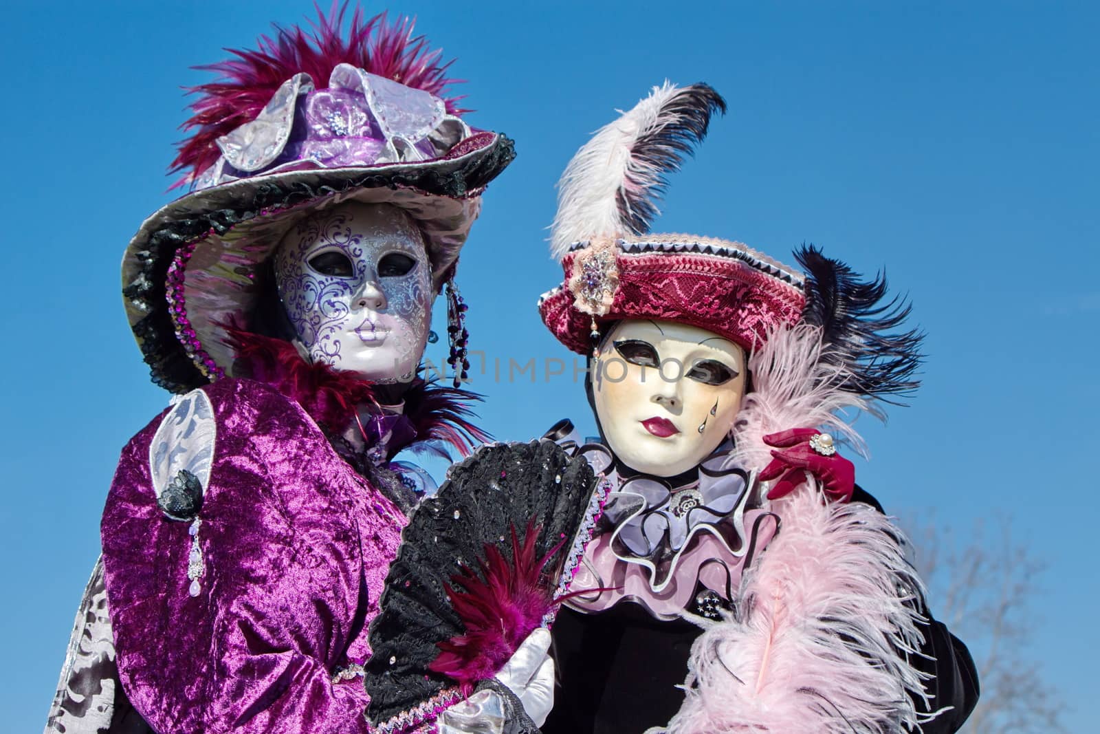 ANNECY, FRANCE, MAR 16 : Two females portrait at the carnival in Annecy, France, on March 16 2014.