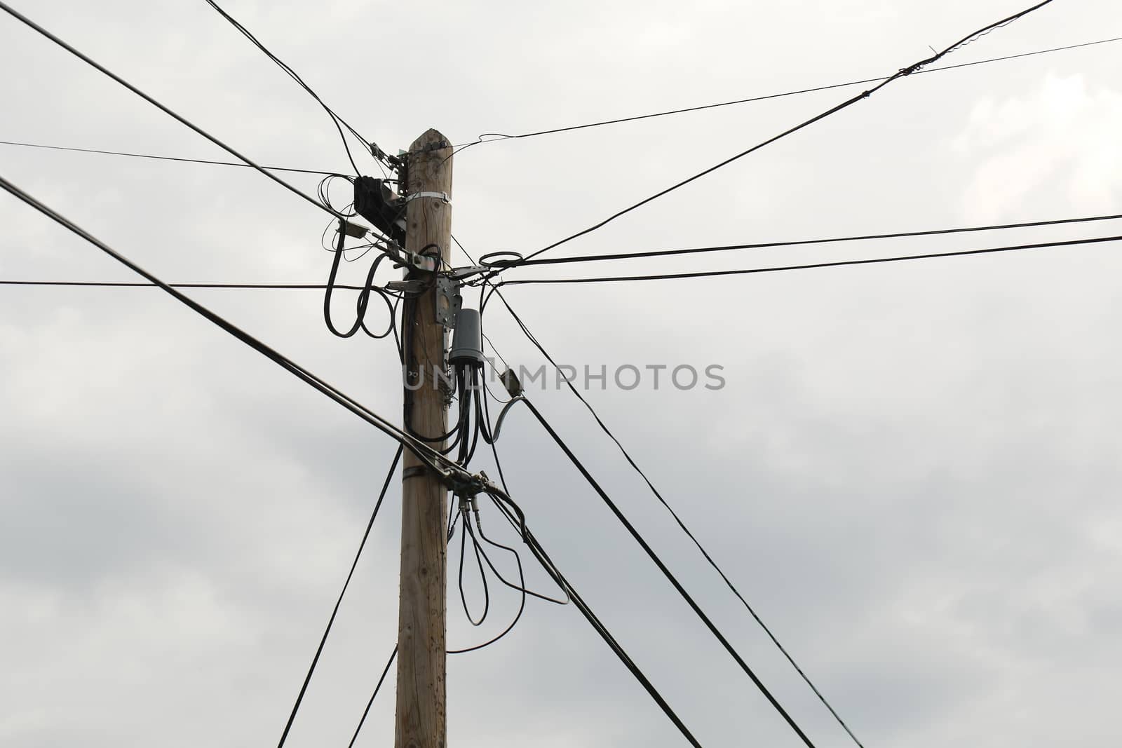 electric lines by Gudella