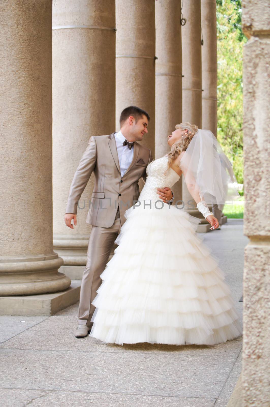 Young married couple in the wedding day